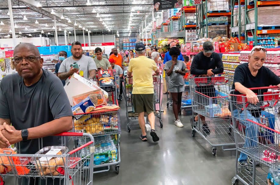 Wholesale Prices Surge 6.3% Annually in September, Largest Gain Since 2022