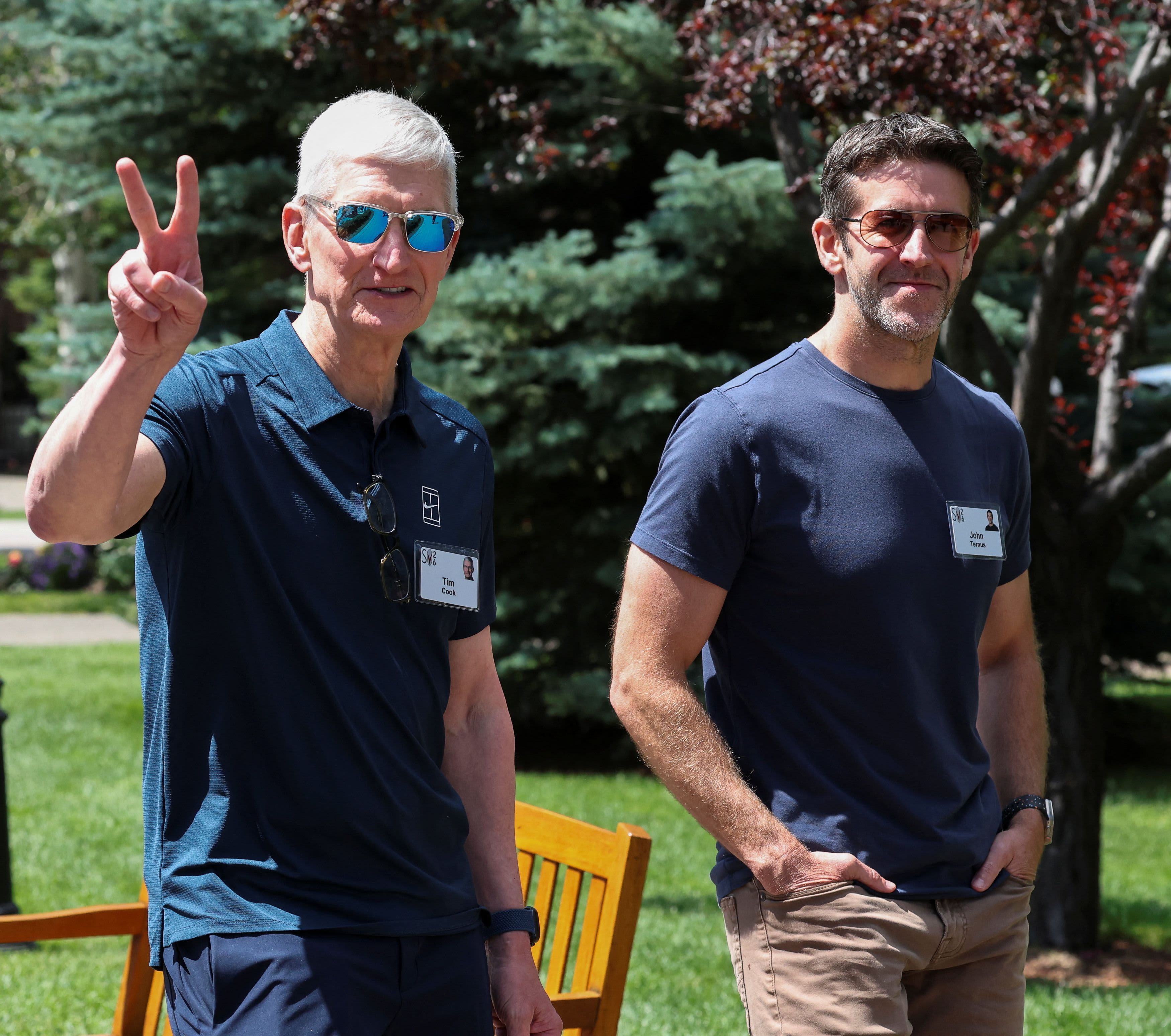 Tim Cook's Final Earnings Call Arrives as Apple Hits $5 Trillion Market Cap