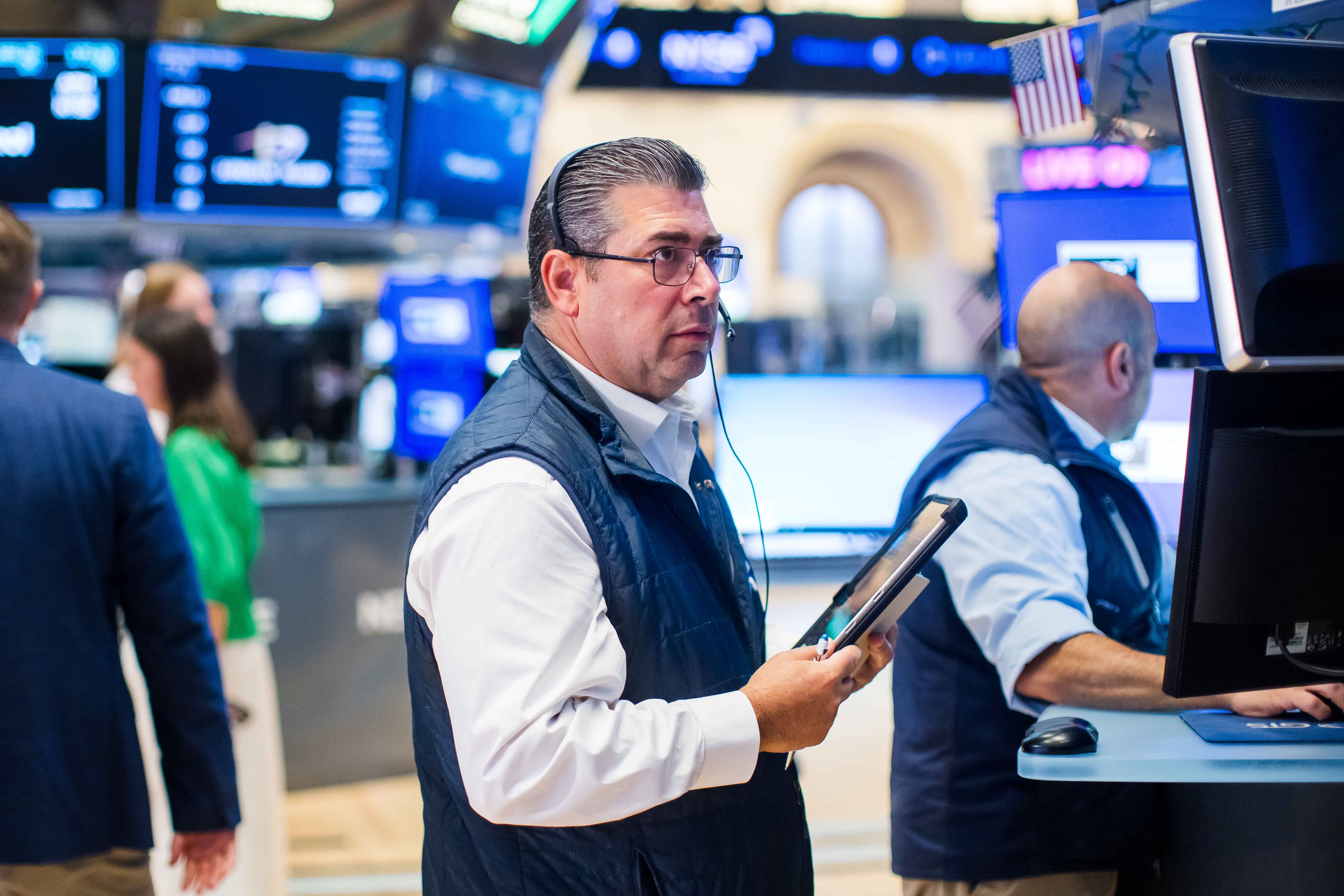 30-Year Treasury Yield Hits 19-Year High; Strategists See Three Risks for Further Rise
