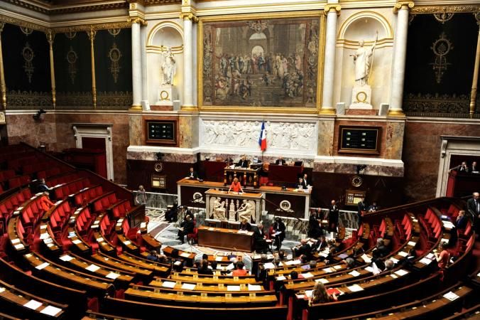 France Weighs Taxing Regulated Stablecoin Swaps, Risking Push to Offshore Tokens