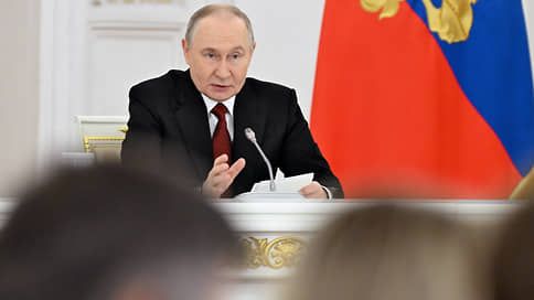 Путин ограничил вывоз наличных рублей в страны СНГ до 1 млн руб.