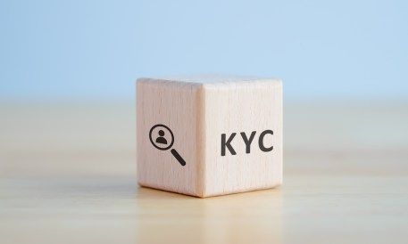 Stablecoin KYC Rules Debate Shifts Focus to Exchanges and Wallets